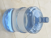 18.9L螺旋口純凈水桶